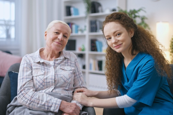 Shutterstock entretienmaisonpersonnes