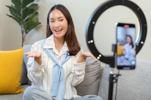 Shutterstock contratinfluenceur