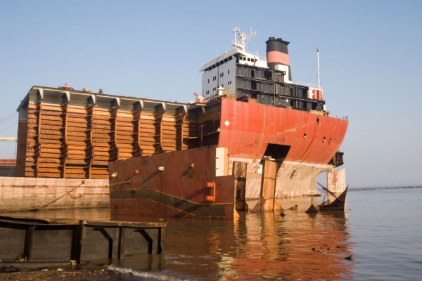 Shutterstock coventionrecyclagenavire